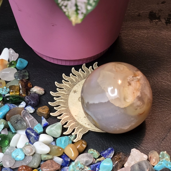 Sun Crystal Sphere Stand - Picture 2 of 6